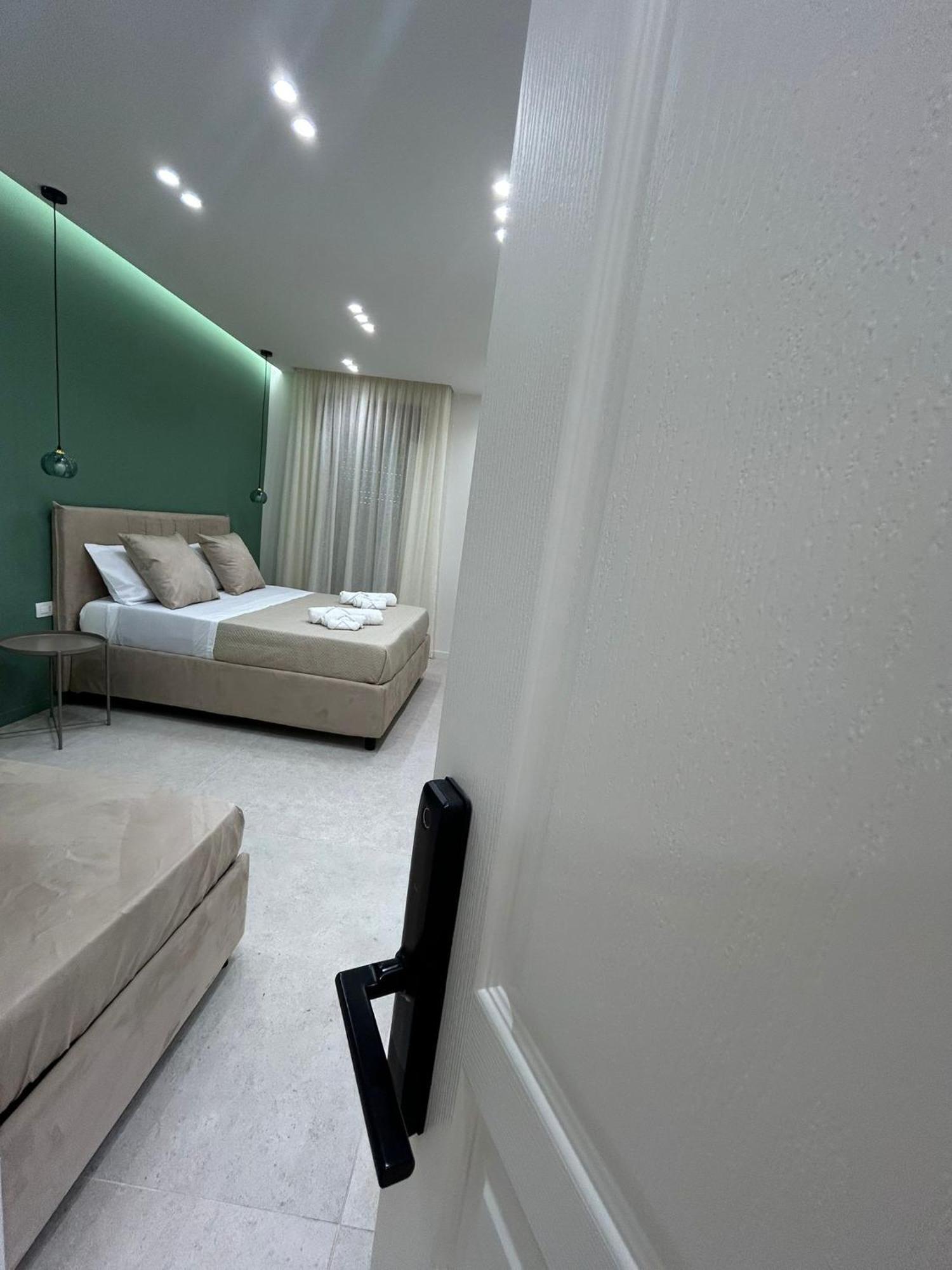 B&B Le Origini เนเปิลส์ ภายนอก รูปภาพ